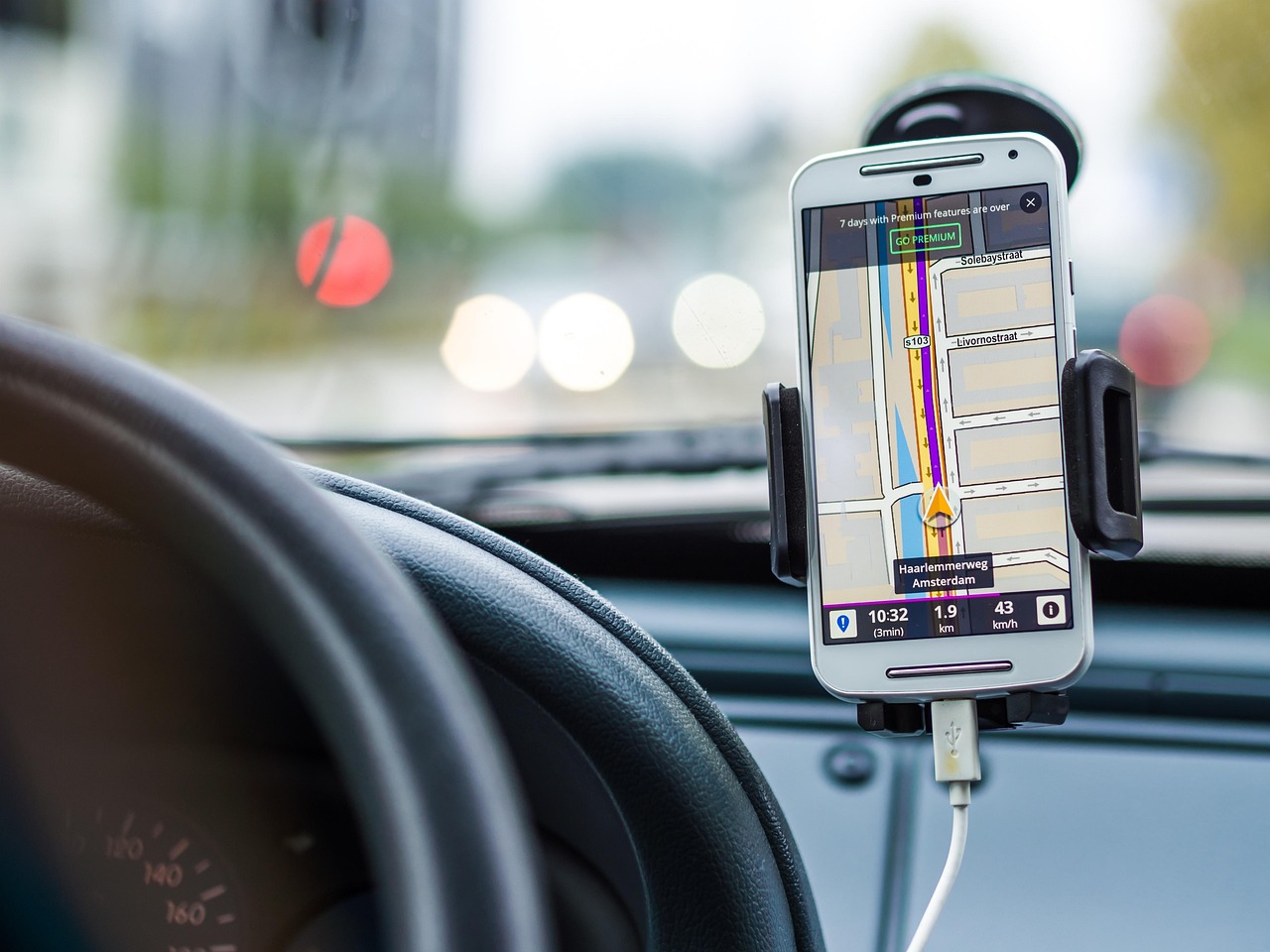Applications incontournables pour faciliter la vie des automobilistes